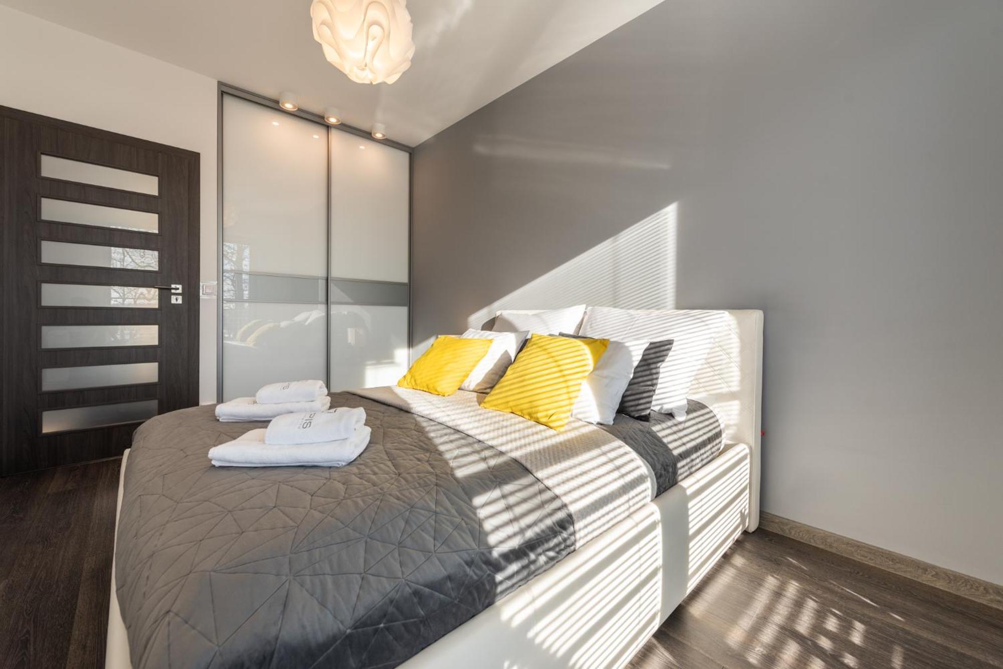 Apartamenty Tespis - Francuska Atal Park II كاتوفيتسه المظهر الخارجي الصورة
