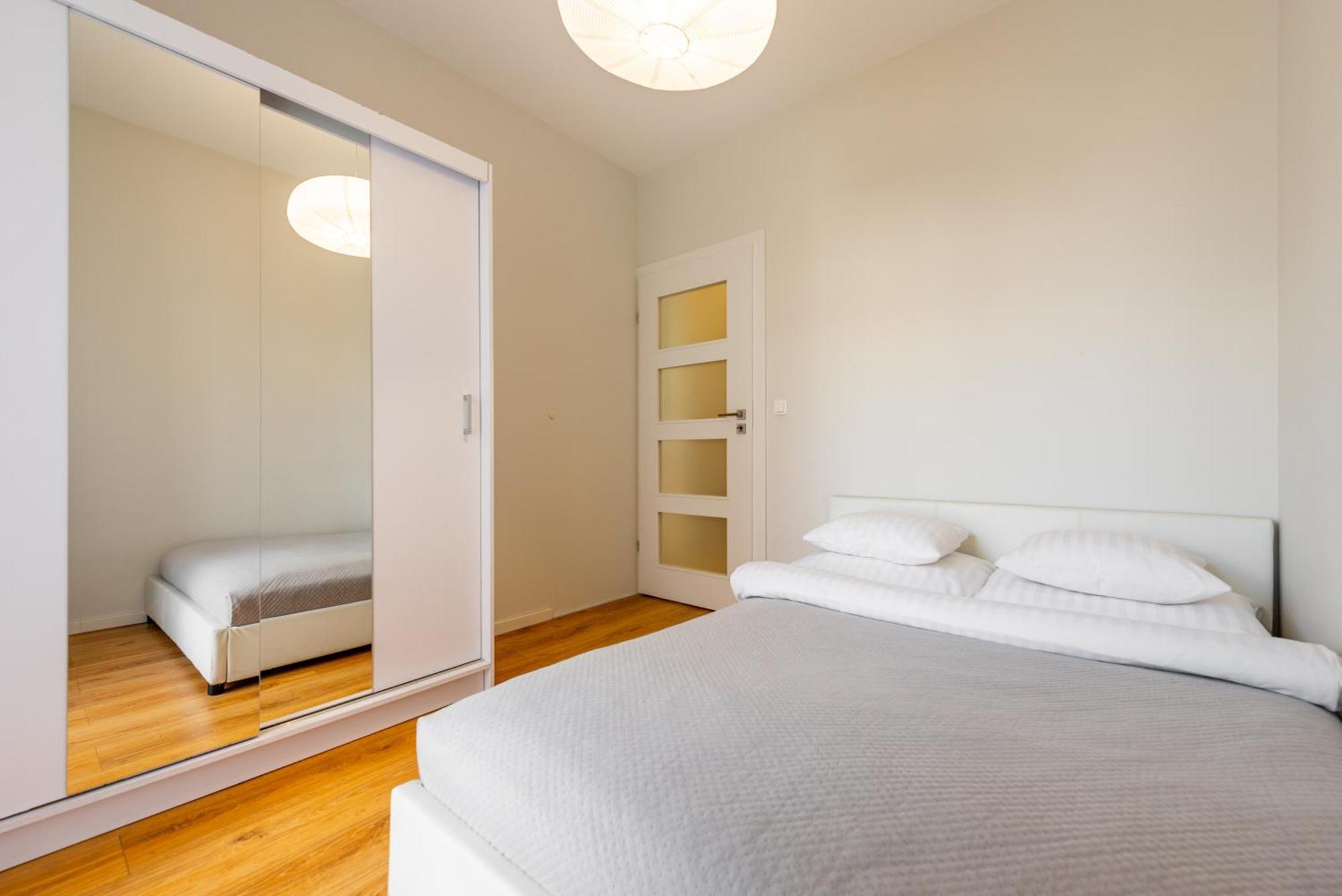 Apartamenty Tespis - Francuska Atal Park II كاتوفيتسه المظهر الخارجي الصورة